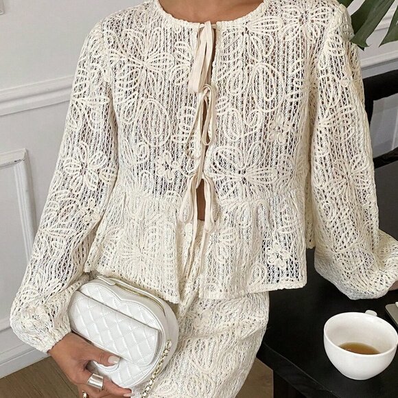 Casual Women's Floral Front Tie Lantern Sleeve Blouse With Shorts  Set - Picture 3 of 6